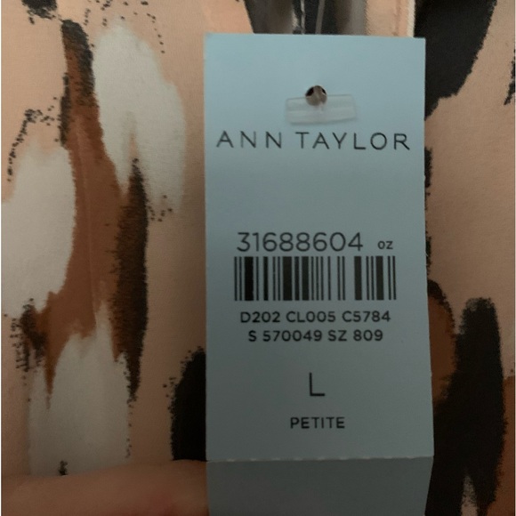 NWT Ann Taylor animal print sleeveless top/shell. - Picture 6 of 6